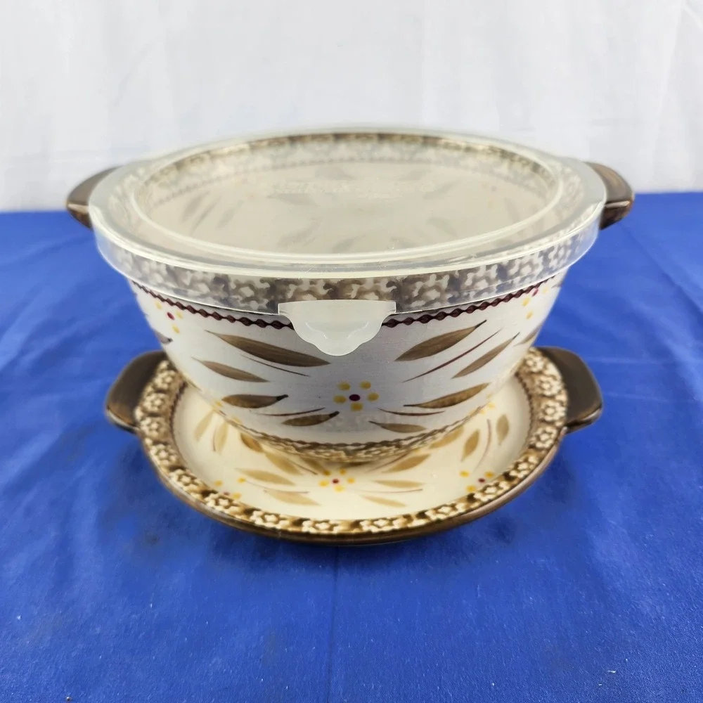 VTG Temptations By Tara Old World Ovenware Bowl Brown With Lid Trivet 1.5 Qt‎